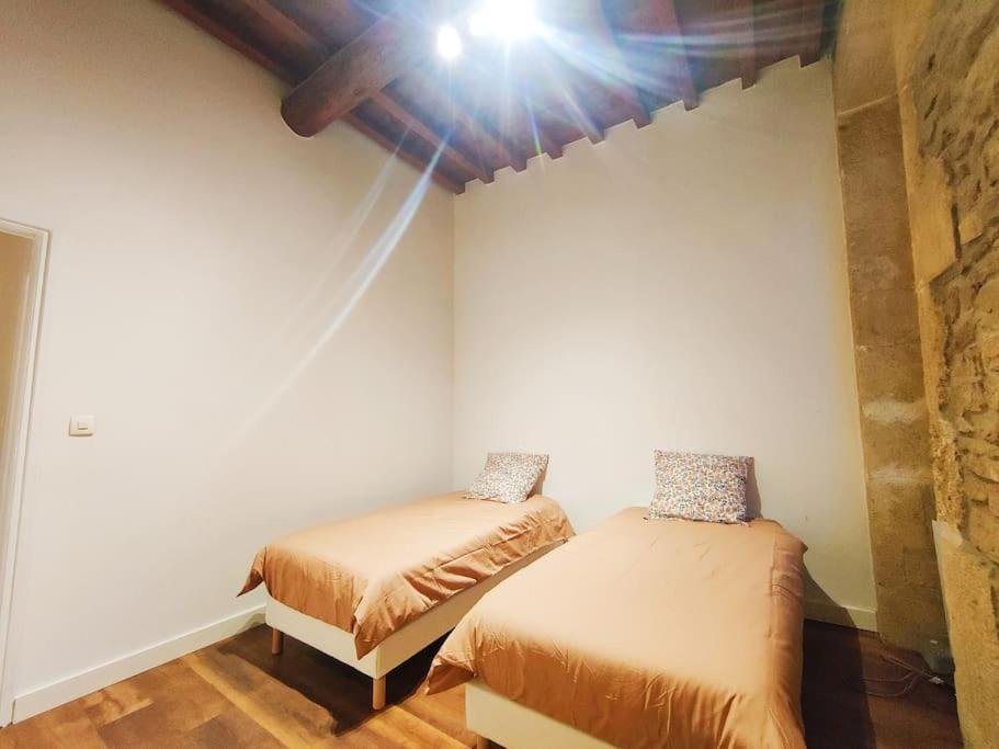 L'Arcadia 4 Lits Climatise Jeu D'Arcade Centre Historique Nimes Apartment Екстериор снимка